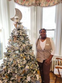 Sade with Christmas Tree